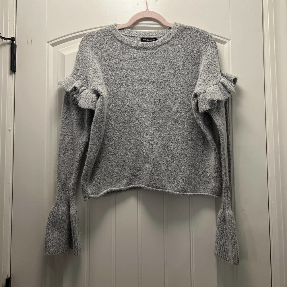 Romeo &‎ Juliet Couture Women's Pullover Ruffle Bell Sleeve Sweater Gray Size M
